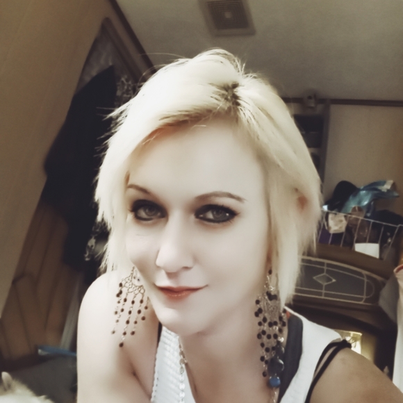 Meet your Posher, Lorica - Picture 4 of 6